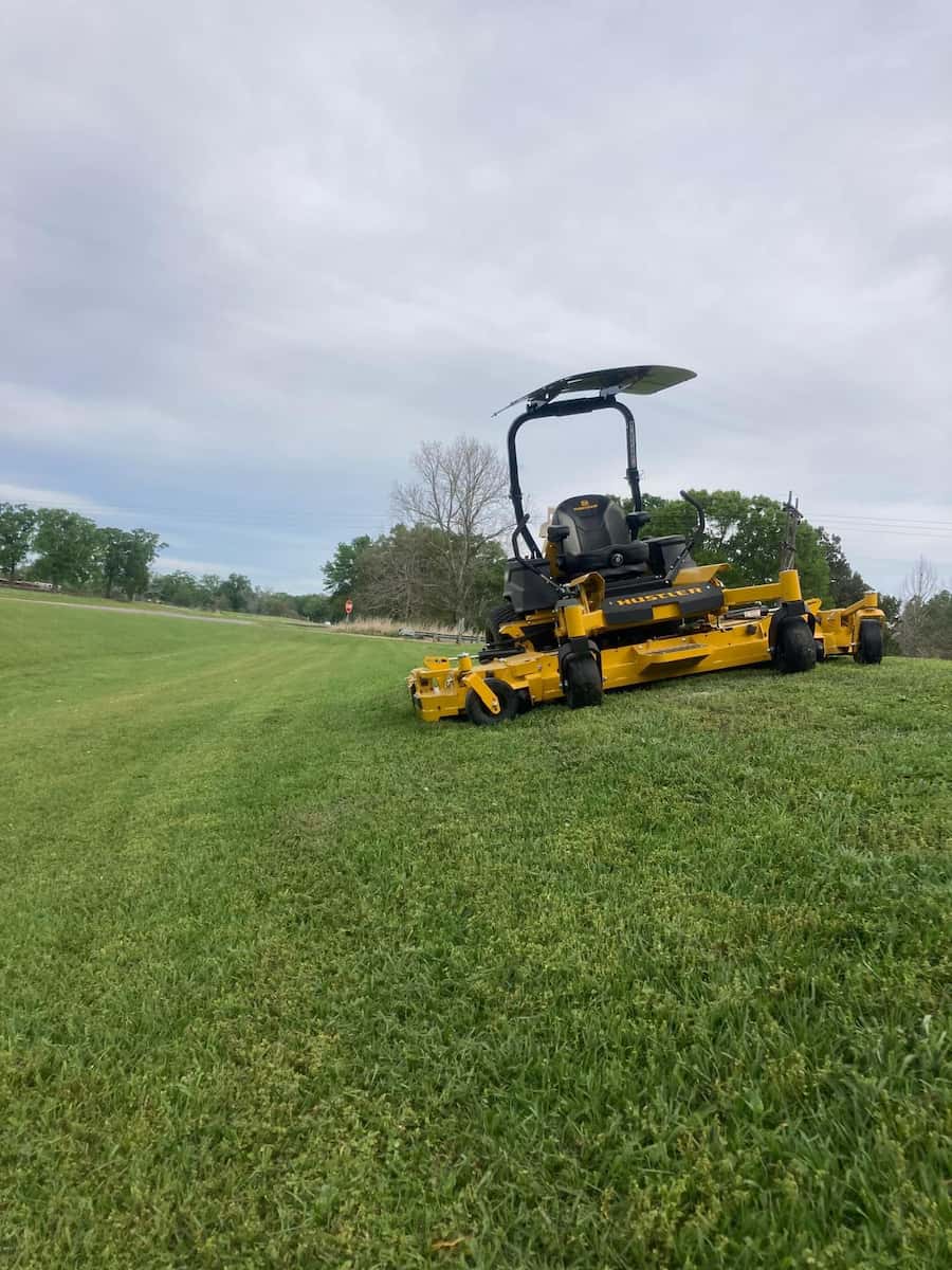 Commercial Lawn Maintenance